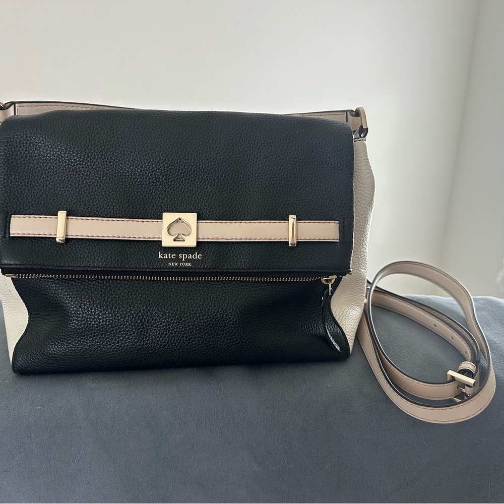 Kate Spade Black and Cream Crossbody Bag